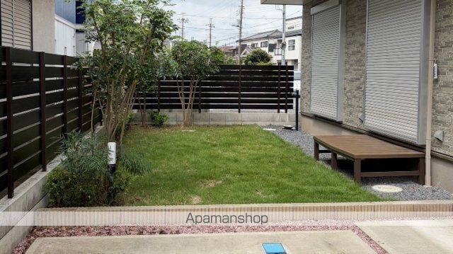 根戸戸建の内装写真