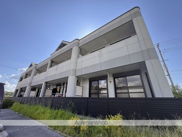 愛知郡愛荘町 2階建 築19年の外観写真