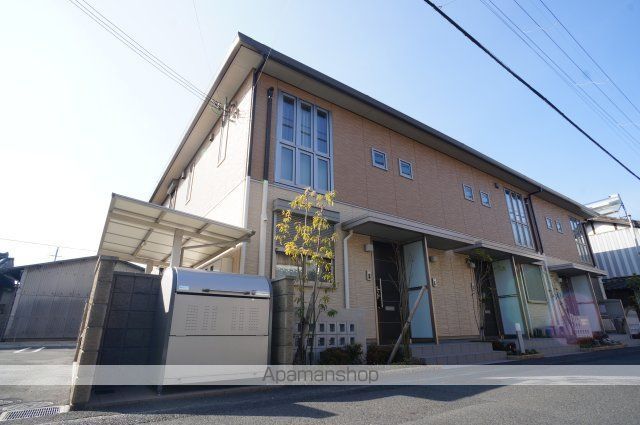 シャーメゾン東坊城の外観写真