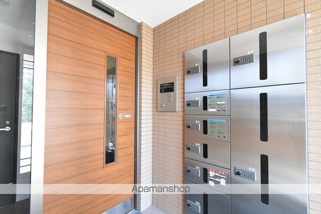 ノースパレス福住参番館の玄関写真