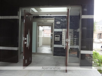 岐阜県岐阜市薮田南１丁目[1K/30.98m2]のエントランス