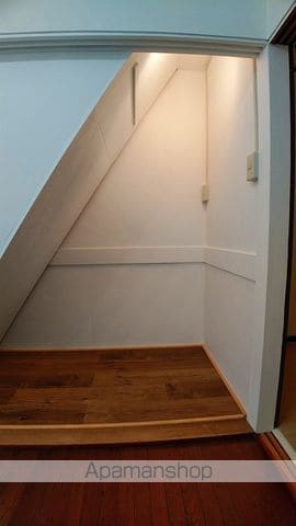 江瀬美町テラスハウスの内装写真