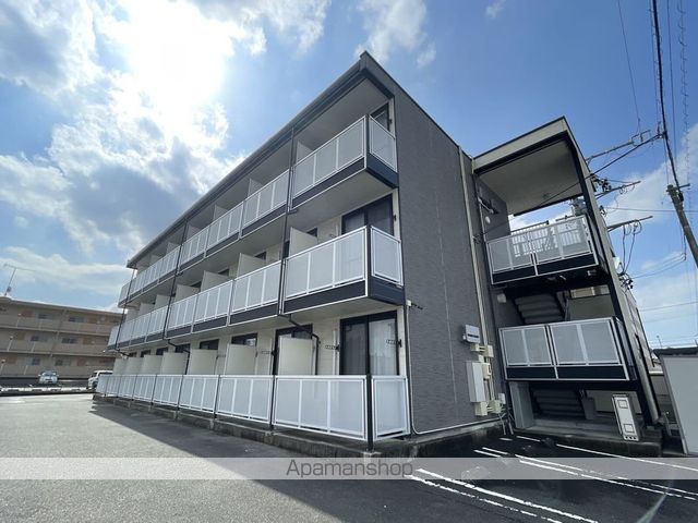 レオパレスピアットの外観写真
