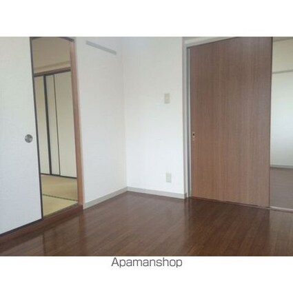 ＰＡＴＩＯ楠[3DK/60m2]のリビング・居間3