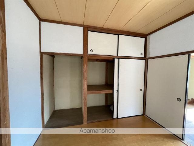 岩国市 1階建 築47年の内装写真