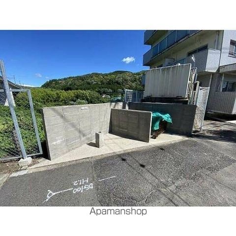 高蔵寺マンションの玄関写真