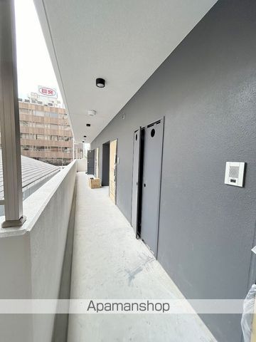 ARTIZA西長堀の玄関写真