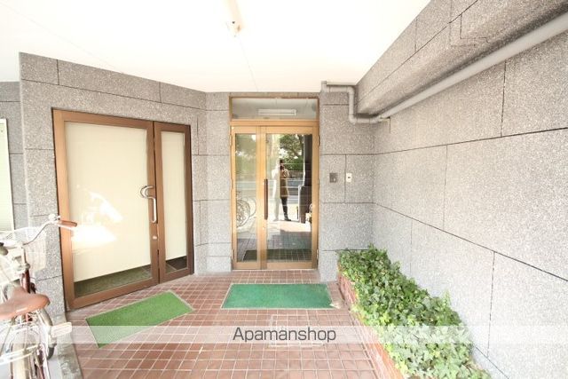 パークサイド中村の玄関写真