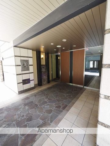 アスヴェル梅田WESTの玄関写真