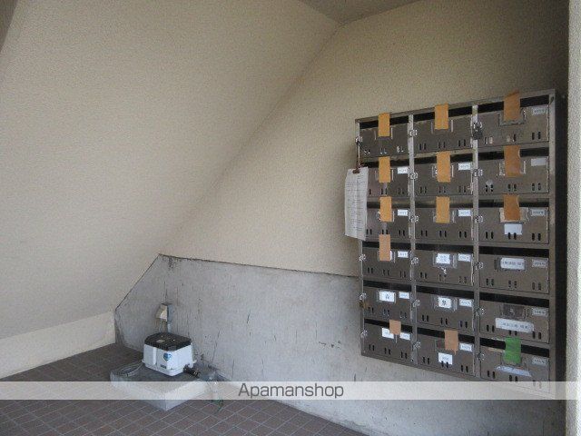 吉田屋マンションの玄関写真