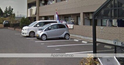 モンシェリー[2LDK/51.66m2]の駐車場
