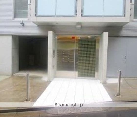 マルシュ代々木の玄関写真