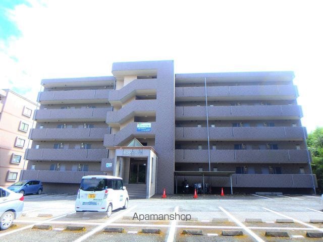 セントーレアIII