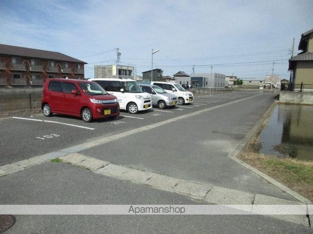 グランシャリオの玄関写真