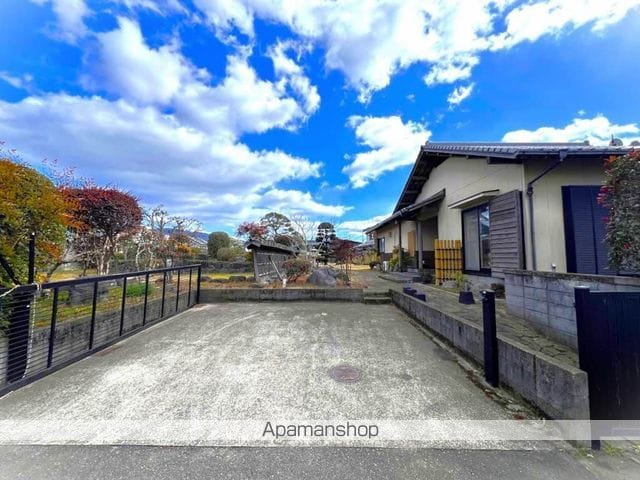 中戸次戸建借家の内装写真
