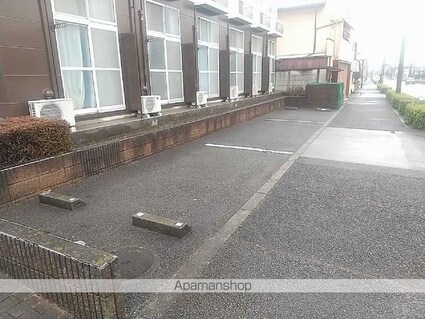レオパレス砂野台[1K/19.87m2]の駐車場2