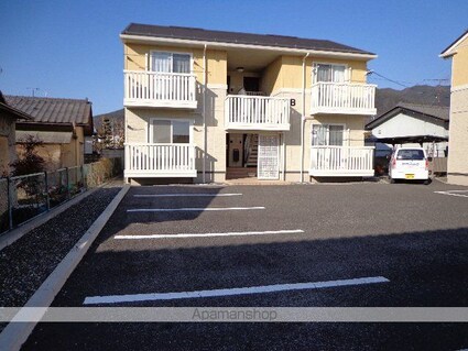 プロムナード・Ｕ　Ｂ棟[1LDK/40.43m2]の駐車場1