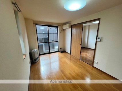 フルール[2K/40.87m2]のリビング・居間