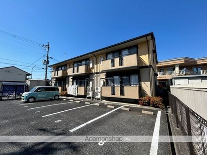 ファミールシャトー[1LDK/49.76m2]の駐車場