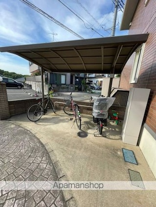 ロイヤルパレス　Ａ[3LDK/80.58m2]の共用部2