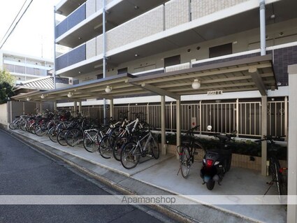 ル・レーヴ向山Ⅱ[1K/21.75m2]の駐車場