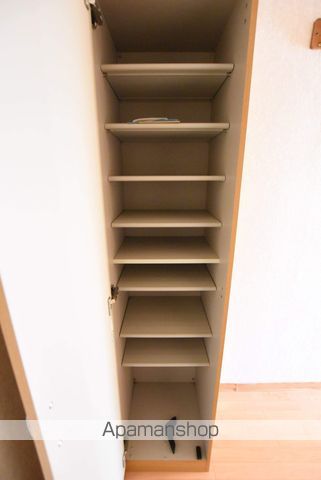 リベルティ大通の内装写真