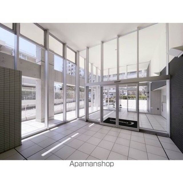 コンフォリア駒場[1LDK/50.34m2]のエントランス1