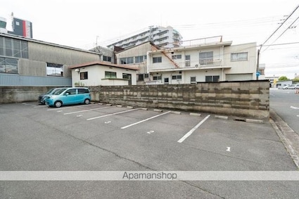 Ｌｉｖｅ２１[1K/27m2]の駐車場