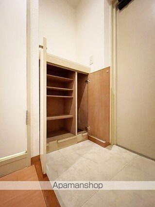ロワール赤塚[2LDK/52.25m2]の玄関
