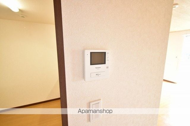 厚木市 2階建 築15年の内装写真
