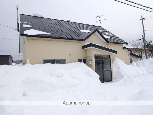 detached 北海道美唄市東三条南５丁目6-28

地図を見る