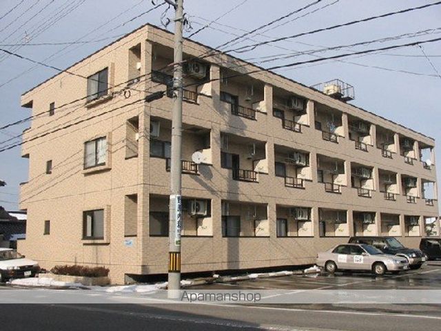 PLAZA栄新町の外観写真