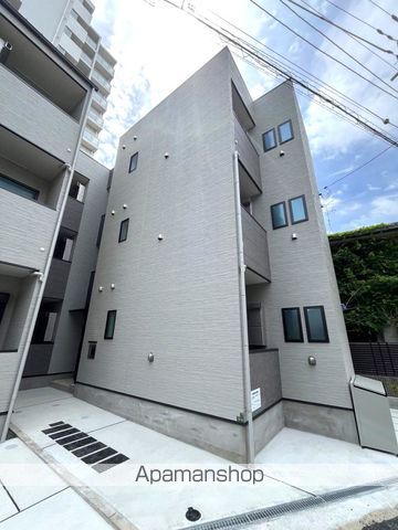 OEILLETの外観写真
