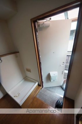 アレイ代々木[1R/22m2]の玄関