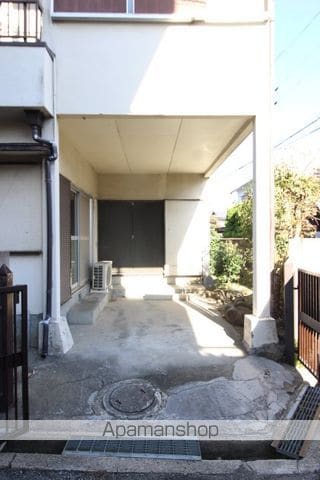 阪急電鉄宝塚線 石橋阪大前駅 徒歩10分 2階建 築54年の内装写真