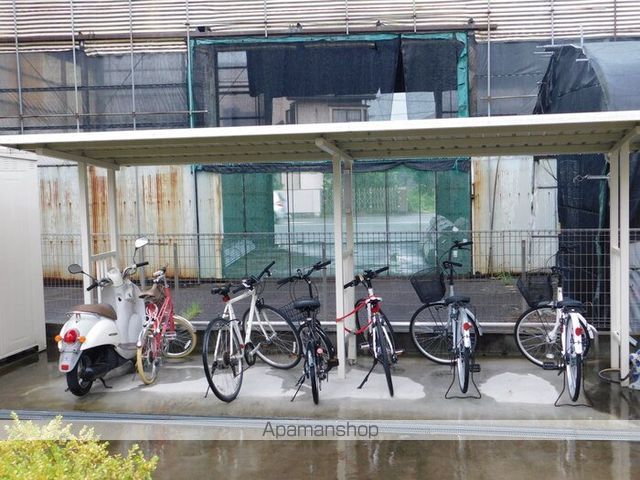 ジョイフルタウン西岡の内装写真