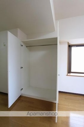 ディアコート栗林[1R/26.6m2]の収納