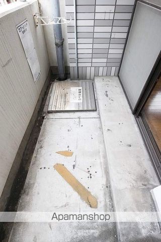 【福岡市東区箱崎のマンションの内装7】