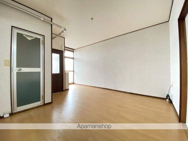 湯の浜マンションの内装写真