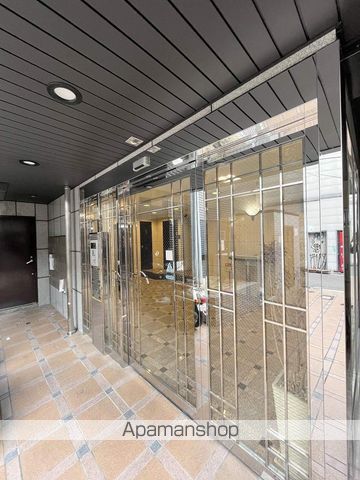 ヴィレッジリバー千日前の玄関写真