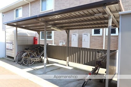 イベール・ドゥ　Ａ棟[2LDK/55.47m2]の内装2