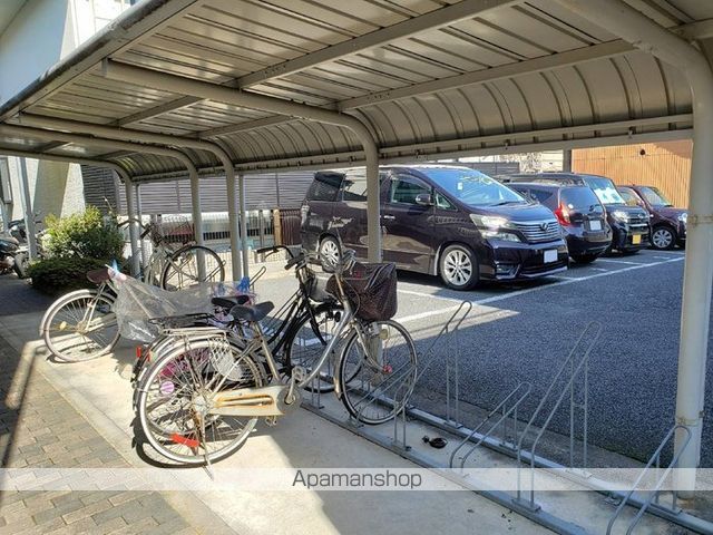 アパートメントFF A棟の内装写真