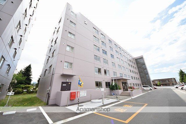 スカイハイツ麻生2号棟の外観写真