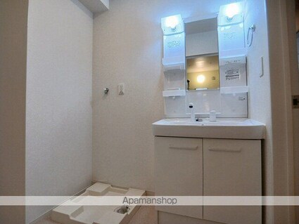 クリアネス・ボア　Ｂ[2LDK/57.21m2]の洗面所