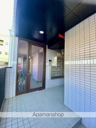 ヴィラデステマンション[1K/24.56m2]のエントランス