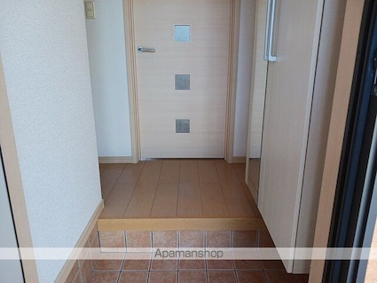 サン・ビレッジ・西方　Ⅱ[2DK/50.22m2]の玄関