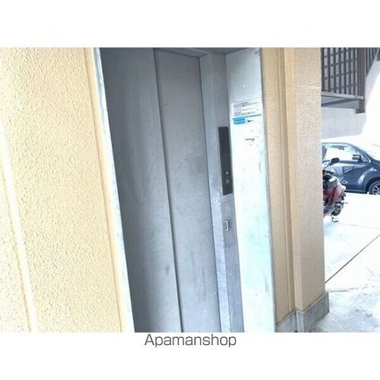 Ｌｉｍｐｉａ　ＣＨＩＮＯ　Ｂｕｉｌｄｉｎｇ[2LDK/48.6m2]の共用部2