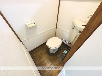 高村マンションＮｏ．１[2LDK/52.06m2]のトイレ