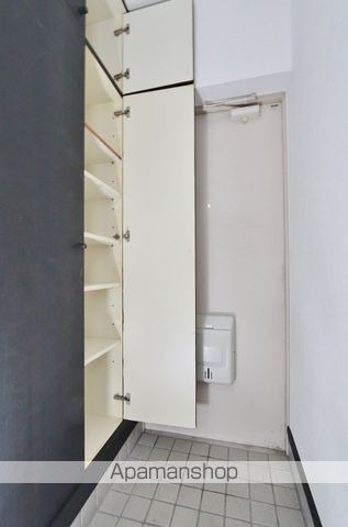 QUATROの内装写真