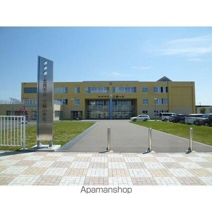 エスペリオ[2LDK/49m2]の周辺1